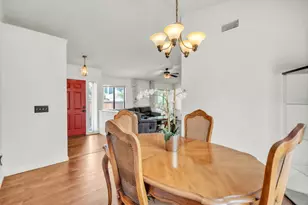7551 Deltawind Dr, Sacramento, CA 95831 - Photo 8