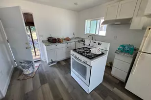 1605 El Dorado Ave, Modesto, CA 95358 - Photo 12