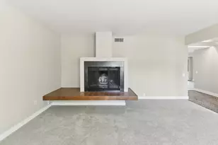 8813 Williamson Dr, Elk Grove, CA 95624 - Photo 14