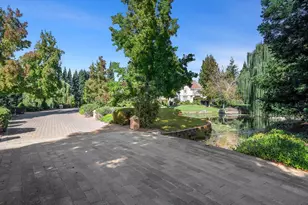 10875 Grenache Way, Elk Grove, CA 95624 - Photo 4