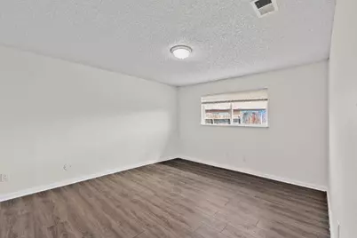 7329 Kelley Drive, Stockton, CA 95207 - Photo 22
