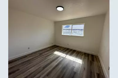7329 Kelley Drive, Stockton, CA 95207 - Photo 34