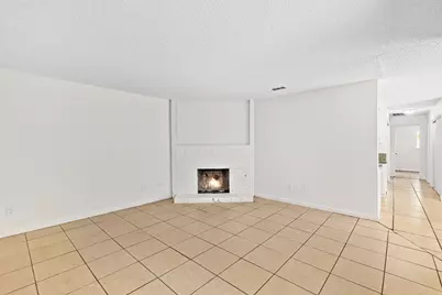 7329 Kelley Drive, Stockton, CA 95207 - Photo 10