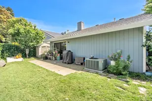 7560 Deltawind Dr, Sacramento, CA 95831 - Photo 20