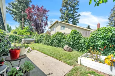 7560 Deltawind Drive, Sacramento, CA 95831 - Photo 22