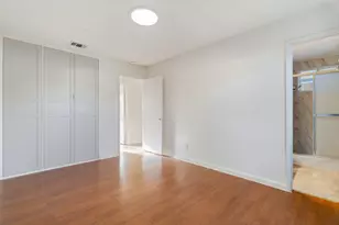 7992 Valley Green Dr, Sacramento, CA 95823 - Photo 18