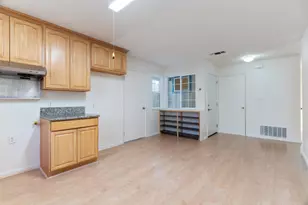 7992 Valley Green Dr, Sacramento, CA 95823 - Photo 8