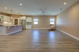 846 Grace Dr, Los Banos, CA 93635 - Photo 8