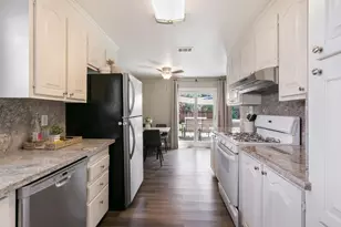 9220 Castlebar Way, Sacramento, CA 95826 - Photo 18