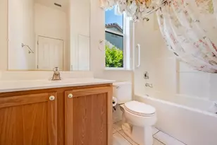 2713 Robinson Creek Ln, Elk Grove, CA 95758 - Photo 18