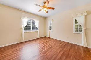 2713 Robinson Creek Ln, Elk Grove, CA 95758 - Photo 20