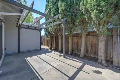 2604 Sunfish Court, Sacramento, CA 95826 - Photo 36