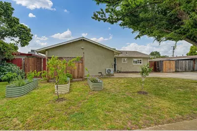 1512 32nd Avenue, Sacramento, CA 95822 - Photo 2