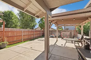 714 Benteen Way, Galt, CA 95632 - Photo 32