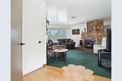 8855 Kelsey Drive, Elk Grove, CA 95624 - Photo 4