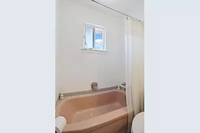 8855 Kelsey Drive, Elk Grove, CA 95624 - Photo 18