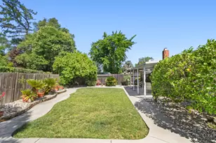 4718 Brookfield Dr, Sacramento, CA 95823 - Photo 36