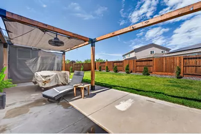 1717 Santa Cruz Drive, Plumas Lake, CA 95961 - Photo 16