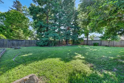1703 Moraga Way, Roseville, CA 95661 - Photo 36
