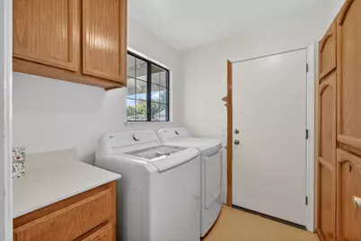 1703 Moraga Way, Roseville, CA 95661 - Photo 26