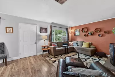 4804 61st Street, Sacramento, CA 95820 - Photo 6