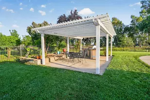 21286 E Meza Ln, Linden, CA 95236 - Photo 32