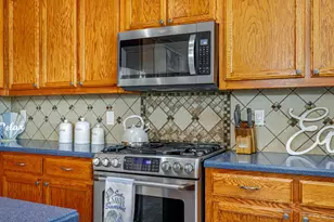 934 Fallbrook Ct, Escalon, CA 95320 - Photo 18