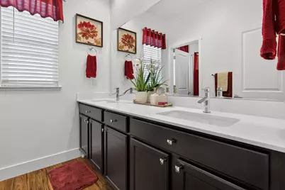 1648 Locksley Drive, Lathrop, CA 95330 - Photo 28