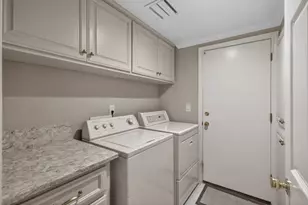 11540 Bear Valley Ct, Gold River, CA 95670 - Photo 40