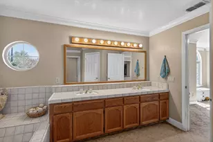 11540 Bear Valley Ct, Gold River, CA 95670 - Photo 56