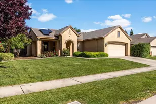 2129 Golden Gate Dr, Plumas Lake, CA 95961 - Photo 2