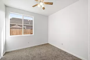 2129 Golden Gate Dr, Plumas Lake, CA 95961 - Photo 22