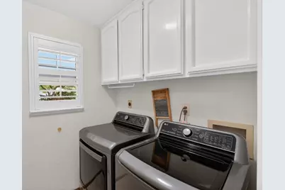 6327 Laguna Villa Way, Elk Grove, CA 95758 - Photo 22