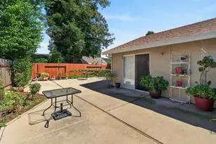 6327 Laguna Villa Way, Elk Grove, CA 95758 - Photo 40
