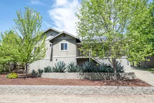 1235 Suzanne Dr, Angels Camp, CA 95222 - Photo 2