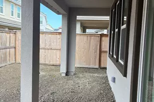 2082 Gravel Bar Wy, Sacramento, CA 95832 - Photo 18