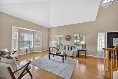 5112 Laguna Woods Dr, Elk Grove, CA 95758 - Photo 10