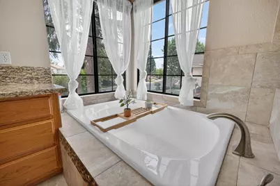 5112 Laguna Woods Dr, Elk Grove, CA 95758 - Photo 48