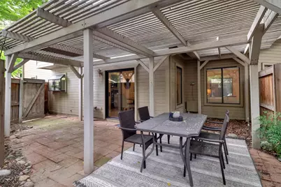2084 University Park Drive, Sacramento, CA 95825 - Photo 36