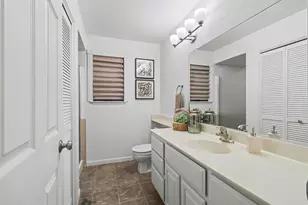 2084 University Park Dr, Sacramento, CA 95825 - Photo 24