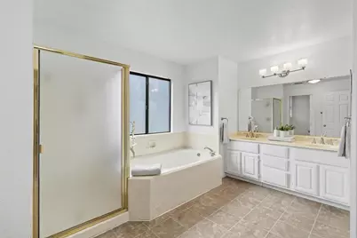 2084 University Park Drive, Sacramento, CA 95825 - Photo 28
