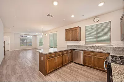 132 Ivy Street, Roseville, CA 95678 - Photo 12