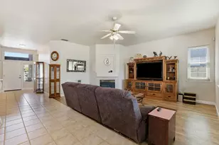 1008 Piermont Way, Galt, CA 95632 - Photo 8
