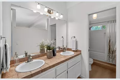 400 Sailwind Way, Sacramento, CA 95831 - Photo 44
