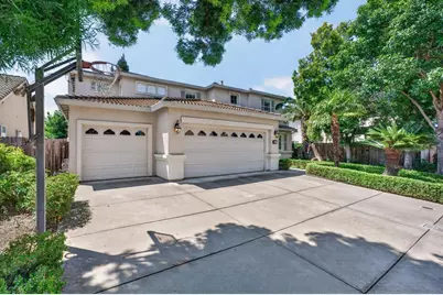 2116 E 2116 Steinbeck Dr Drive, Modesto, CA 95356 - Photo 2