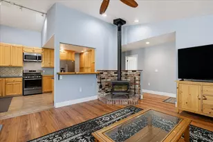 13540 N Keystone Ct, Penn Valley, CA 95946 - Photo 4