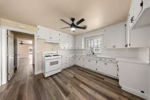 5958 E Lathrop Rd, Manteca, CA 95336 - Photo 8