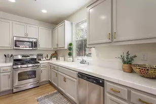 832 Copper Ln, West Sacramento, CA 95691 - Photo 4