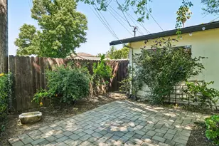 2097 20th Ave, Sacramento, CA 95822 - Photo 10