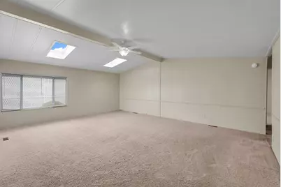 Tam O Shanter Drive #85, Stockton, CA 95210 - Photo 10